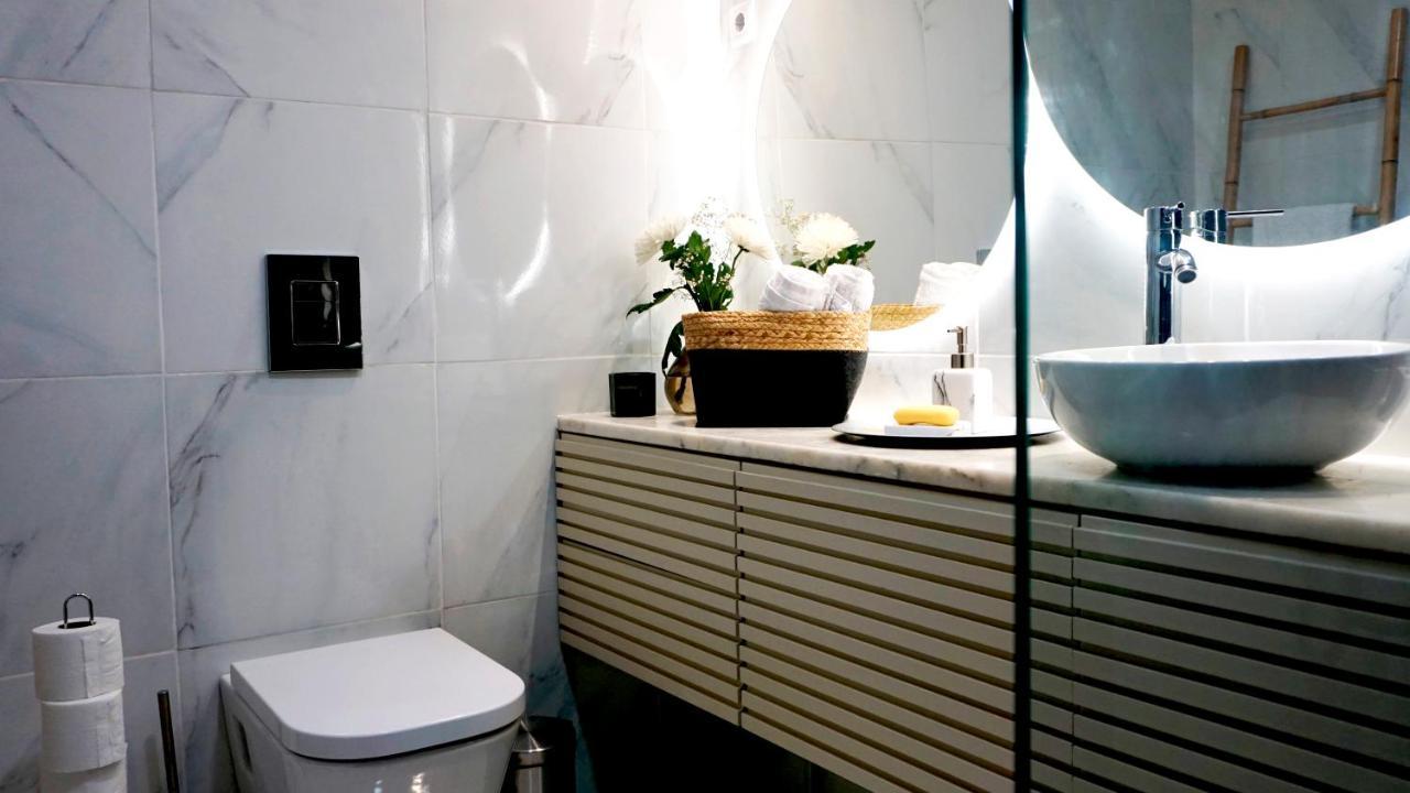 Sintra Stay - Massama Guesthouse كويلوز المظهر الخارجي الصورة
